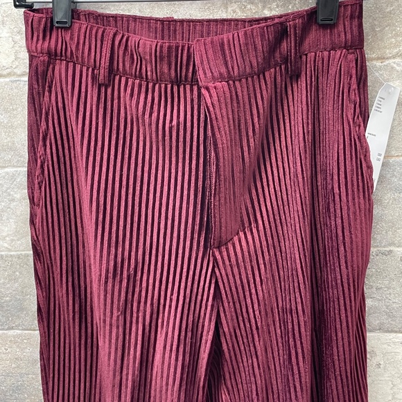 ❤️ URBAN OUTFITTERS SOPHIE CORDUROY FLARE MERLOT RED TROUSER PANTS SIZE 4 NEW - Picture 4 of 8